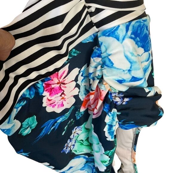 CUPSHE One-Piece Swim Suit Floral Stripes Deep V Halter Style Open Back Size L - Picture 11 of 14